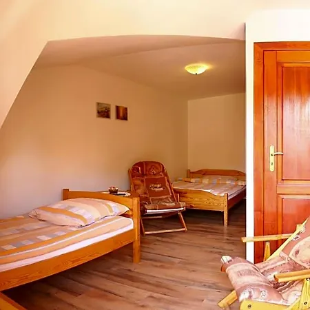 Nocleg ze śniadaniem Na Groniu 3*